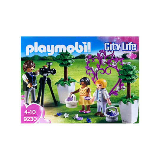 PLAYMOBIL Children with Photographer Building Figure 64 pc