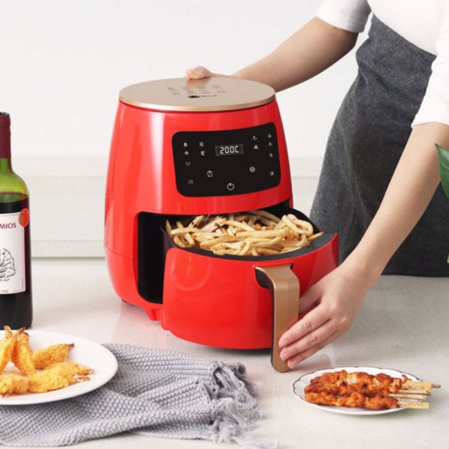 Stella 5.5L Air Fryer Oil Free LED Digital Touch Screen, Timer And Fully Adjustable Temperature- 1400W