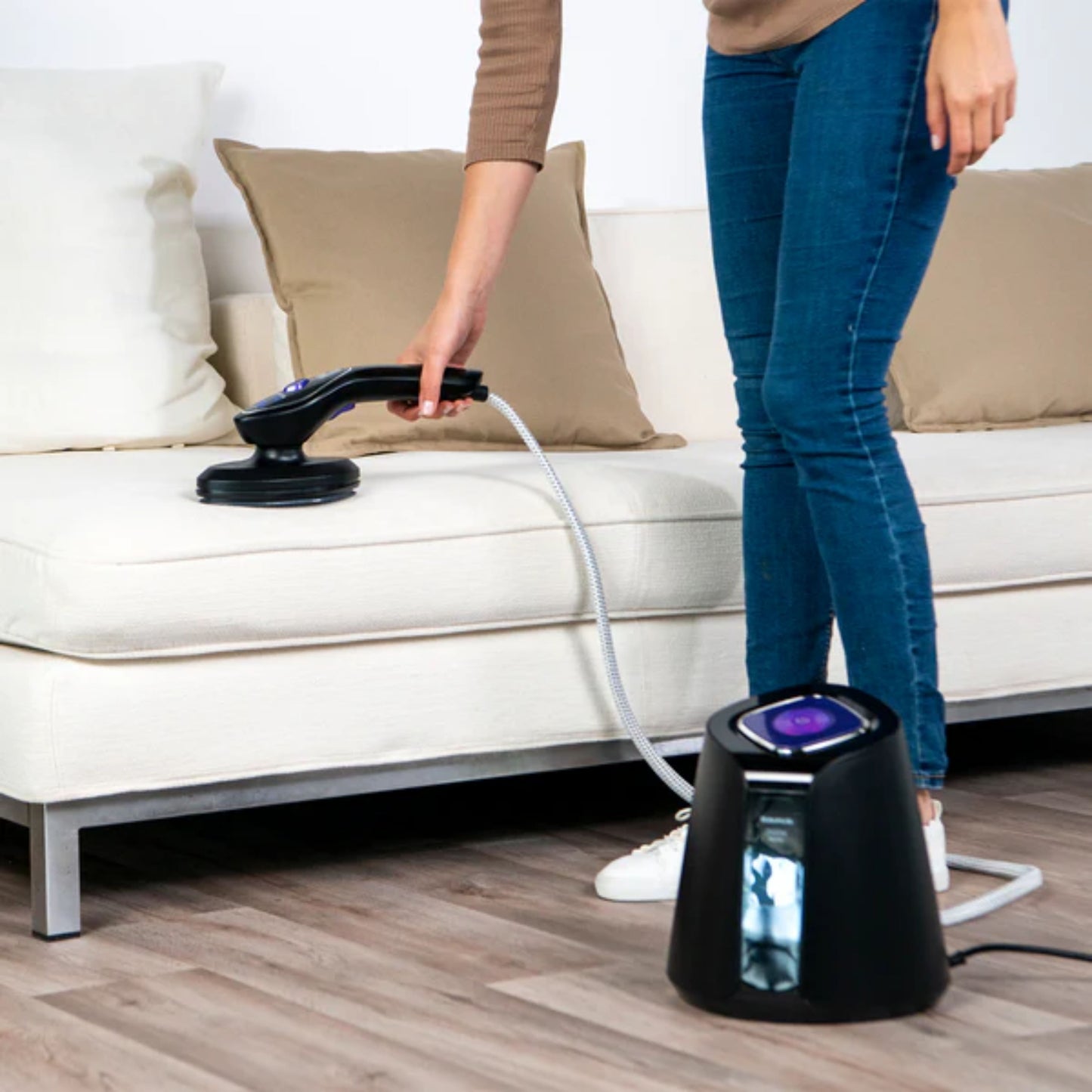 Taurus Garment Steamer Multi-position table 2500W