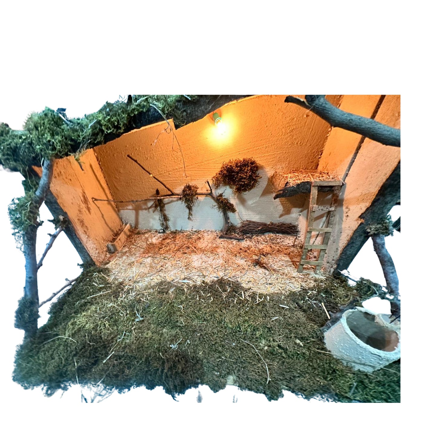 Christmas nativity House  with built in light 60cm