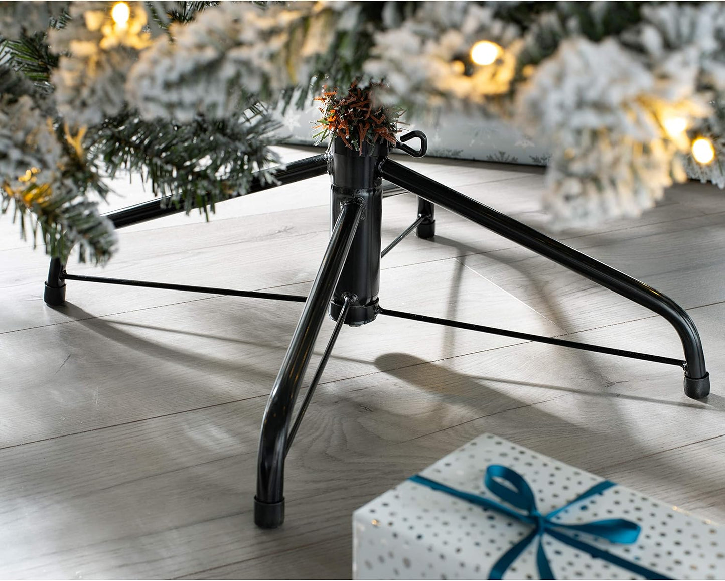 Christmas tree with LED light - 150cm